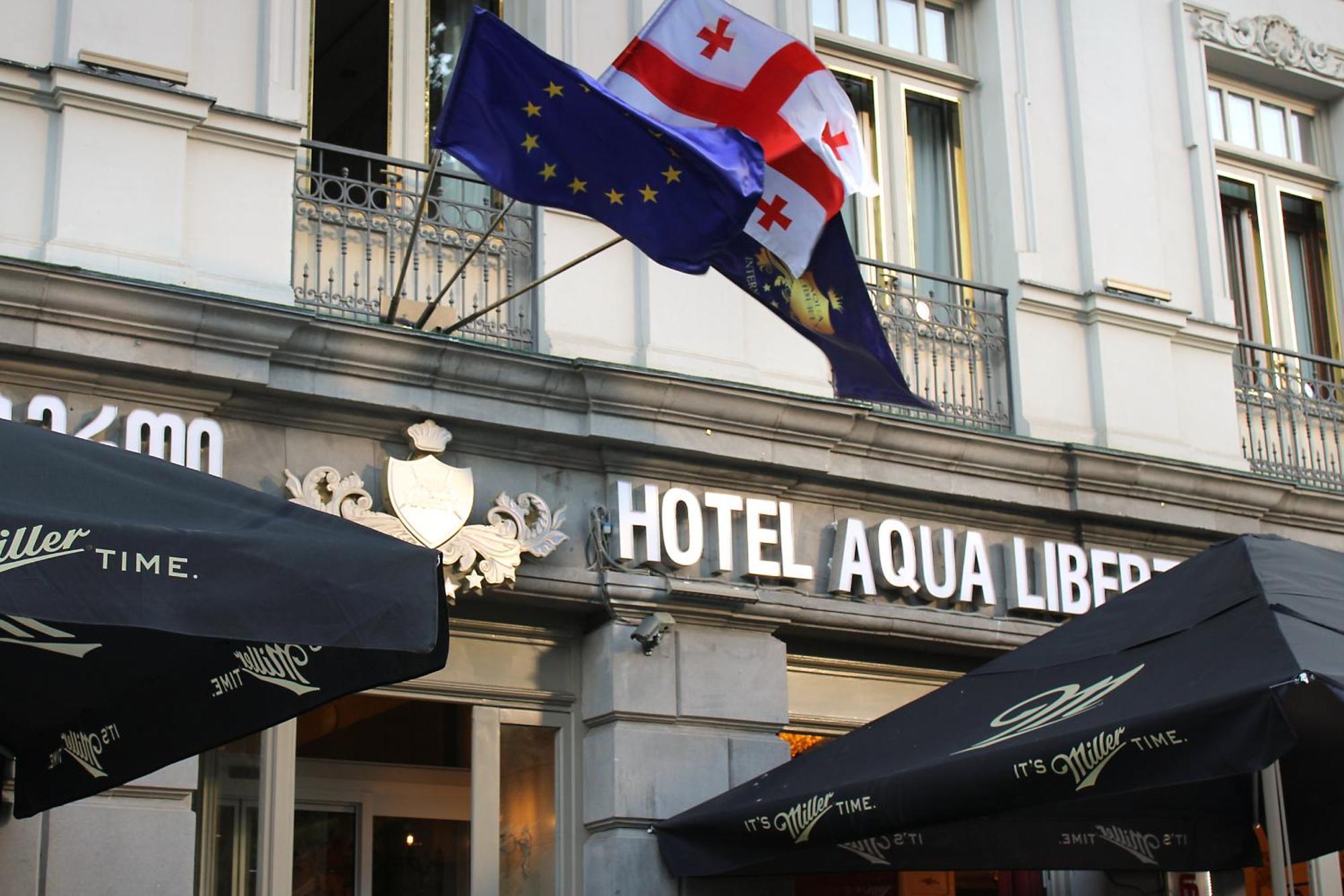 Aqua Hotel Тбилиси Экстерьер фото