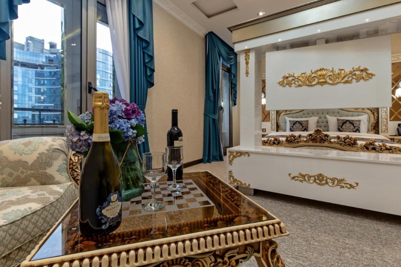 Aqua Hotel Тбилиси Экстерьер фото
